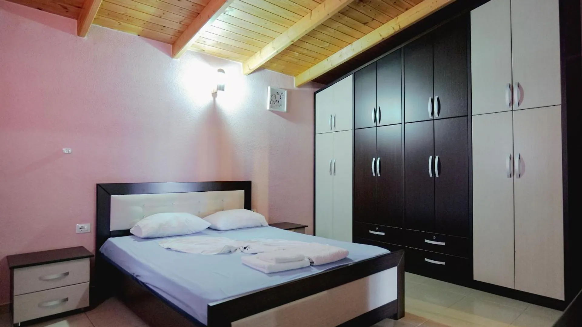 *** Hotel Vila Shpetimi Ksamil Albania