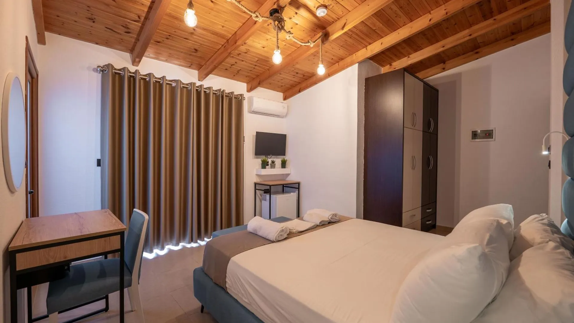 Vila Shpetimi Ksamil Hotel