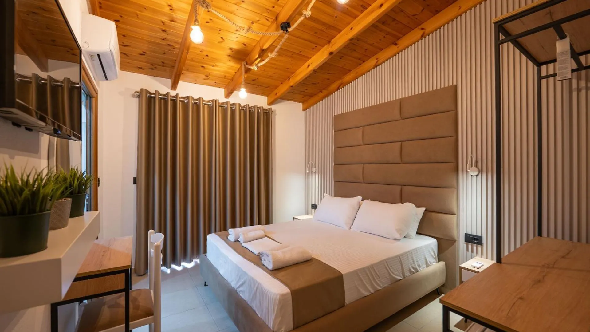 Vila Shpetimi Ksamil Albania